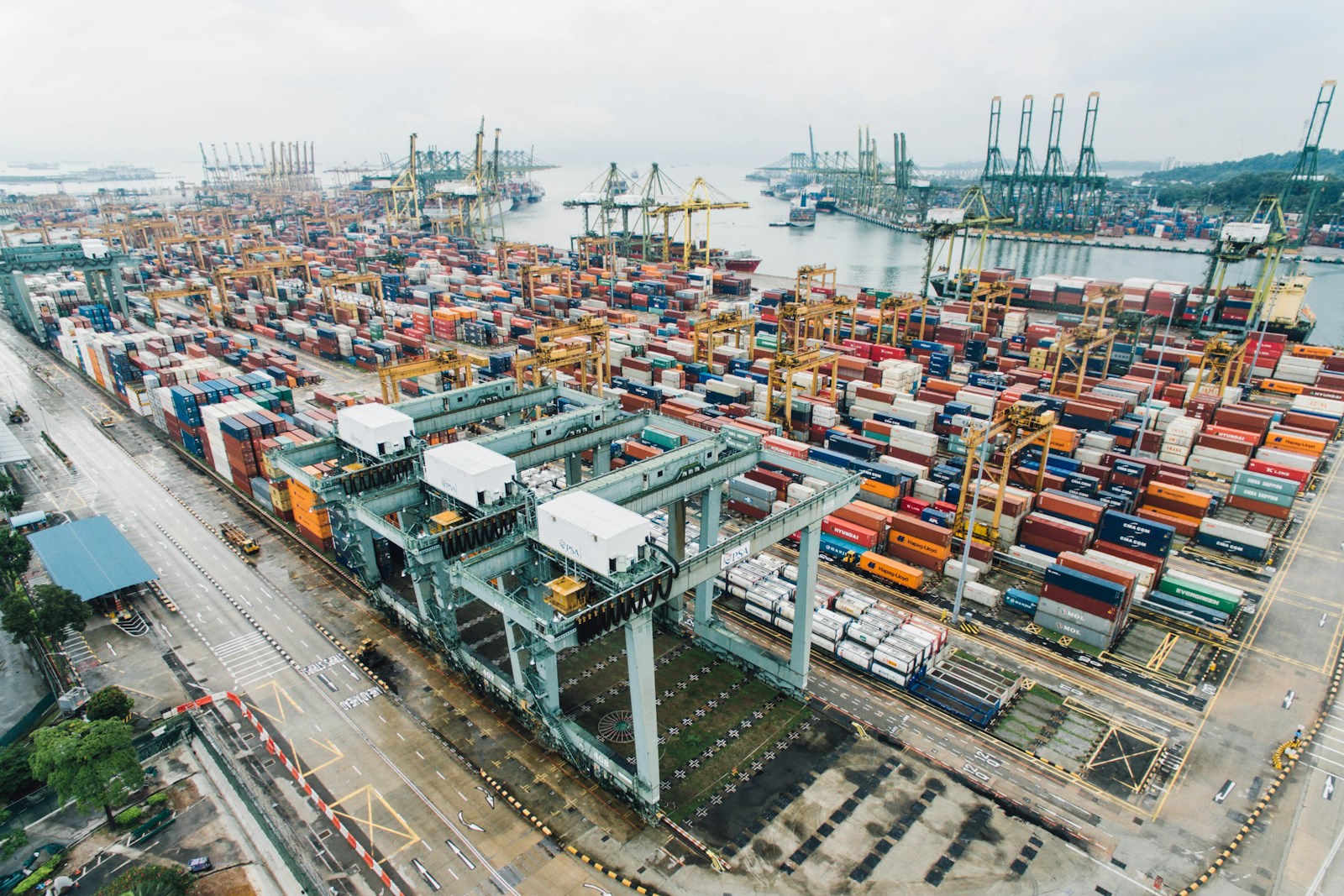 Container terminal supporting international trade
